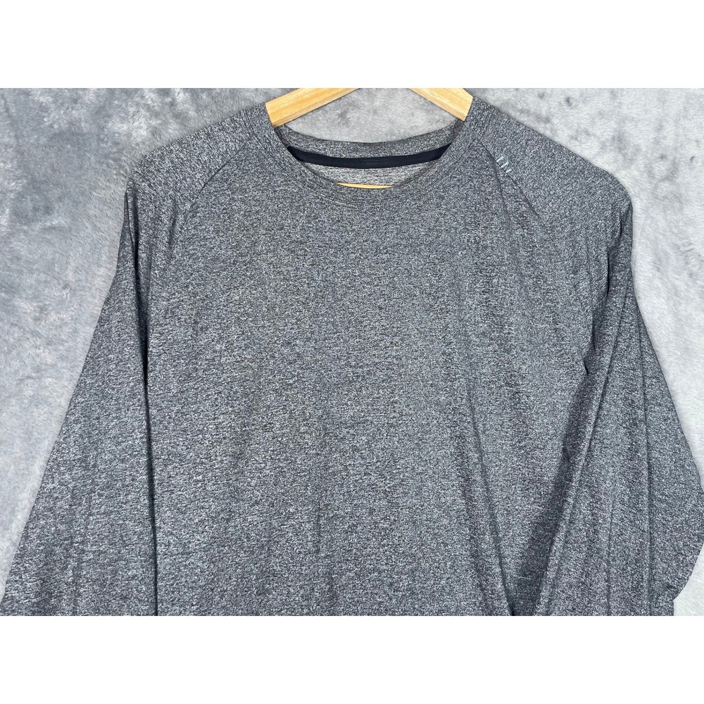 lululemon athletica Men's Long Sleeve Heathered Gray Performance Tee